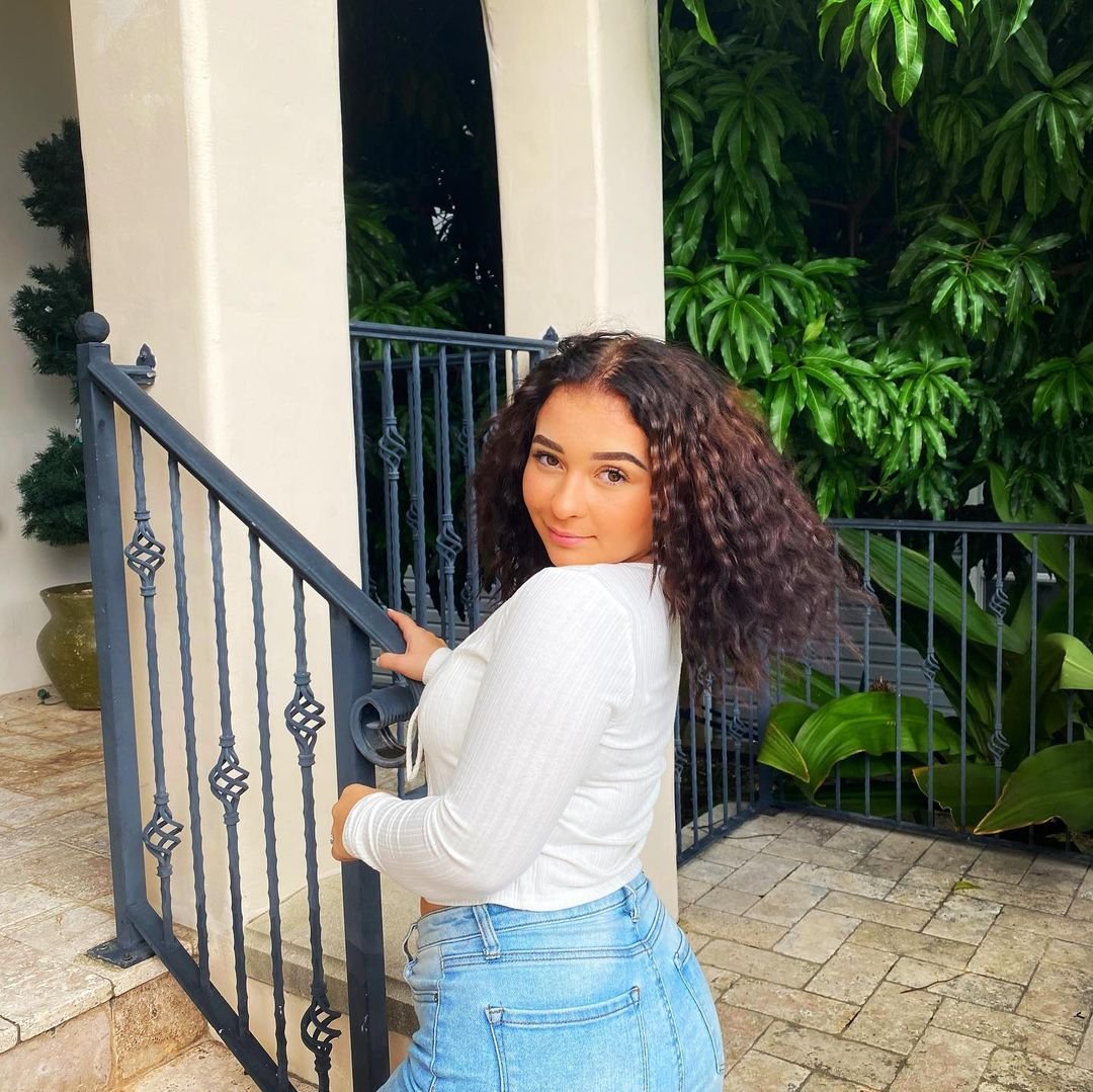 Danielle Cohn Pictures. Hotness Rating = Unrated