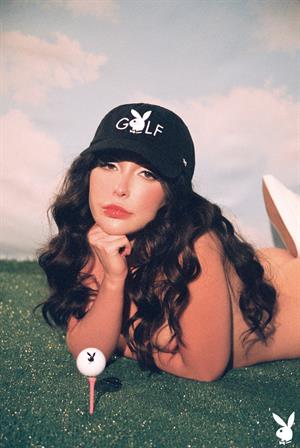 Jane Wilde Pictures Jane Wilde sporty brunette loves golf