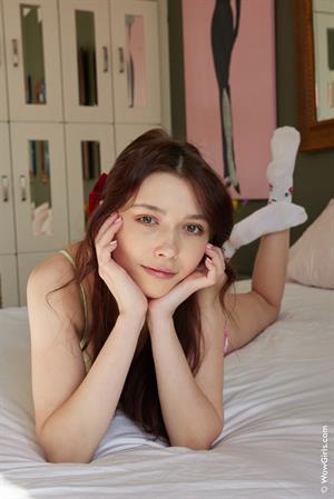 Mila Azul Pictures Mila Azul Busty Toned Lady
