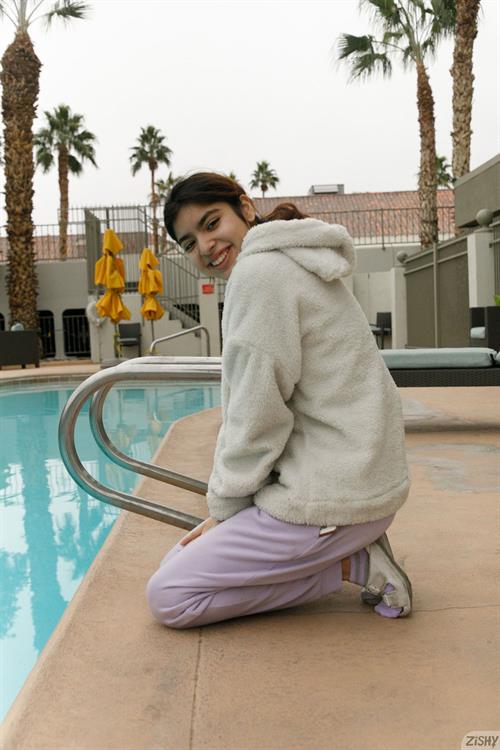 Hazel Heart Pictures Hazel Heart in Cute Undies