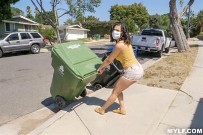 Perfect Roommate For The Job