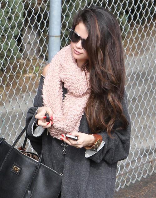 Selena Gomez arriving at a studio in LA 2/8/13 