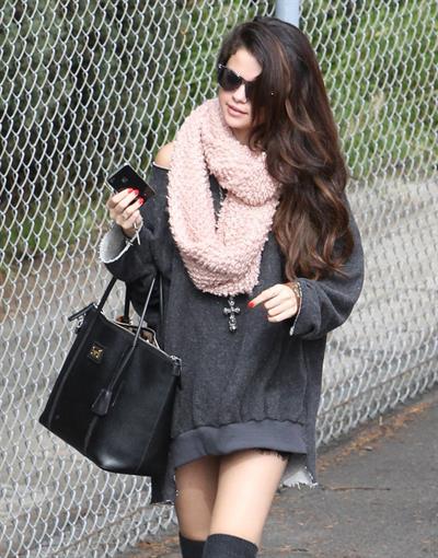 Selena Gomez arriving at a studio in LA 2/8/13 