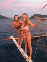 Margot Robbie Bikini Pictures Bikini