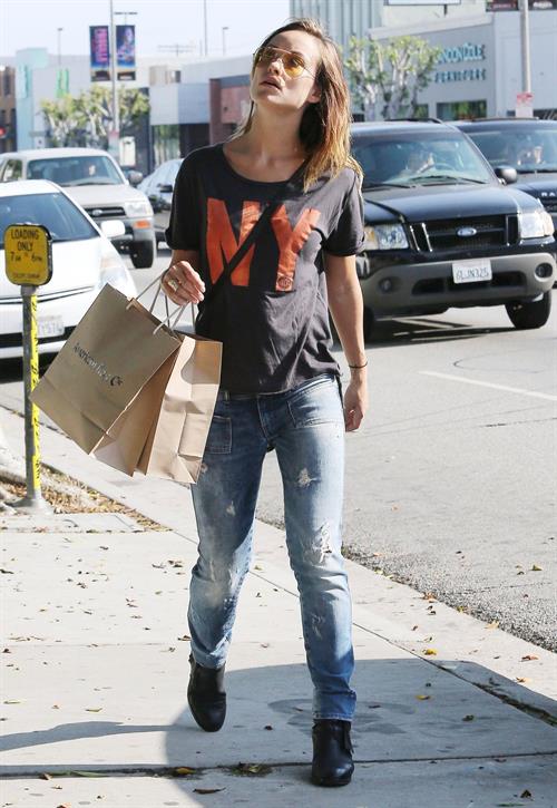 Olivia Wilde shopping in Los Angeles - June 1, 2013 