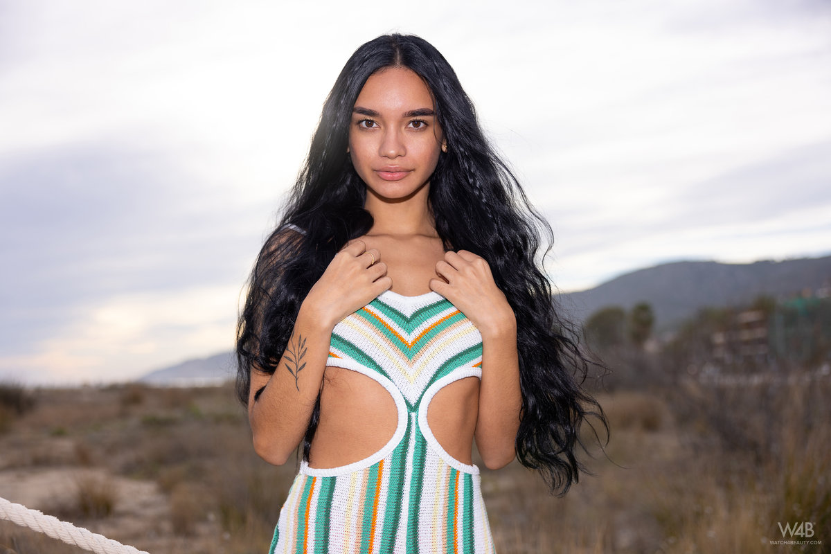 Dulce: Outside And Inside