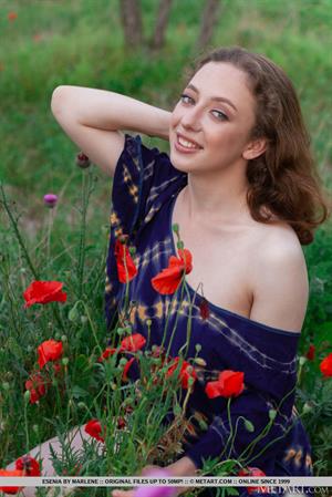 Esenia Nude Pictures Presenting Esenia