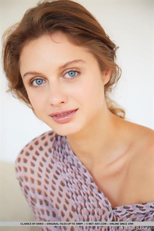 Clarice Nude Pictures Light & Bright