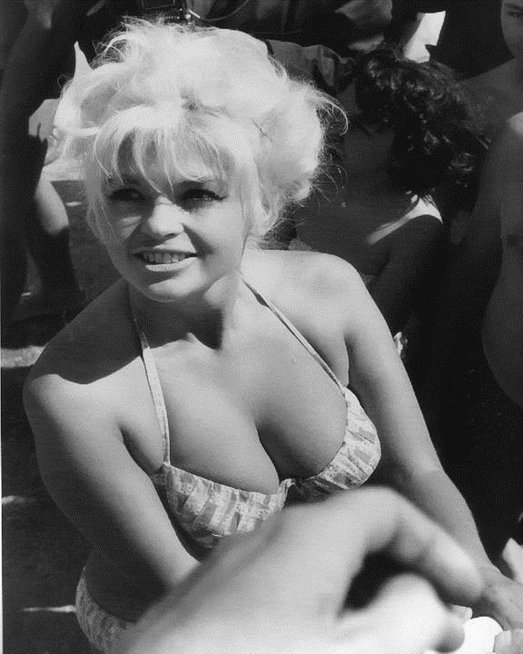 Jayne Mansfield in a bikini