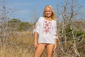 Adrienne W Nude Pictures Adrienne - Early in the Morning