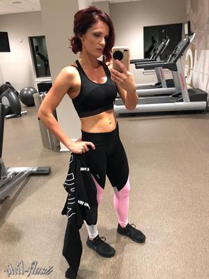 Karen Dreams Nude Pictures Nov. 2018 iPhone Dump