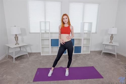 Scarlett Skies Pictures Scarlett Skies on a purple yoga mat