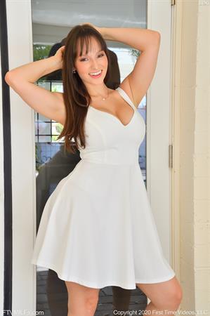 Lexi Nude Pictures For Pure Pleasure