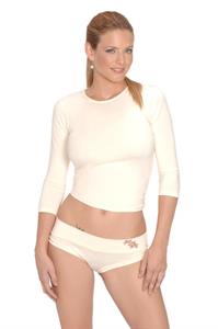 Geraldine Neuman in lingerie