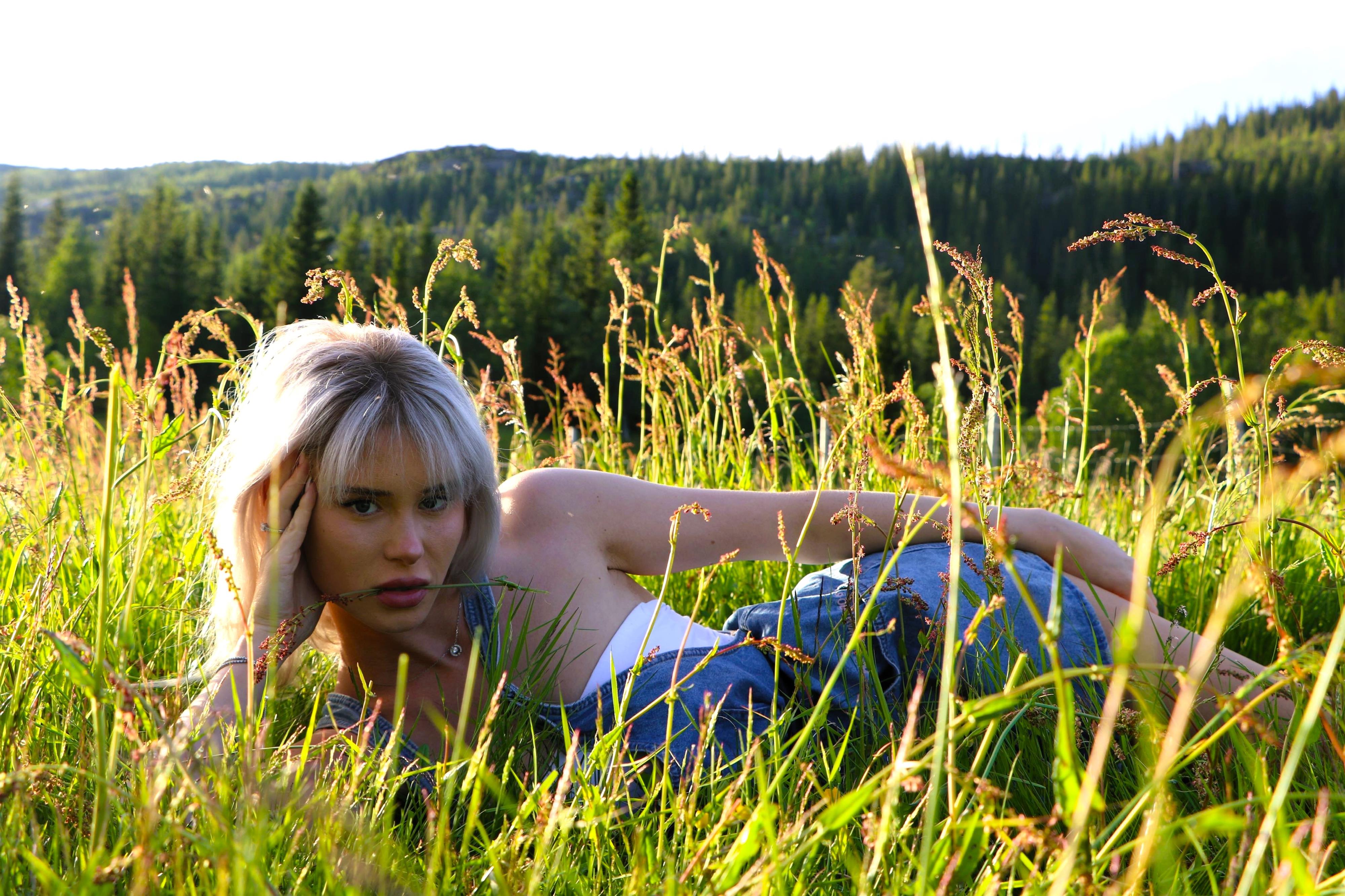 Amalie Olufsen Pictures Amalie Olufsen is a Norwegian model, actress and social media influencer. She is the current Playboy Playmate of the Year (2024).