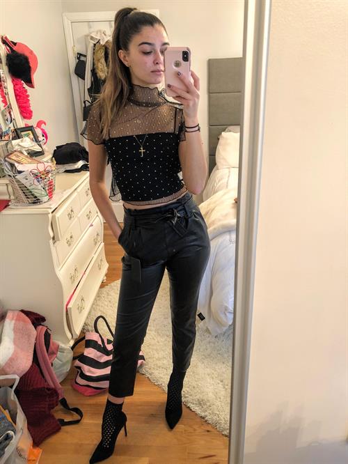 DM for more! 
KIK: cooperdoodle