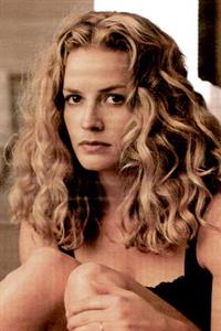 Elisabeth Shue