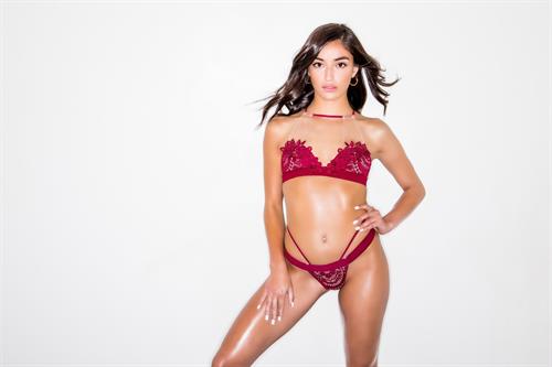 BlackedRaw.com 09-04-2019 Emily Willis - All You For, Babe