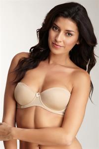 Nicole Williams English in lingerie