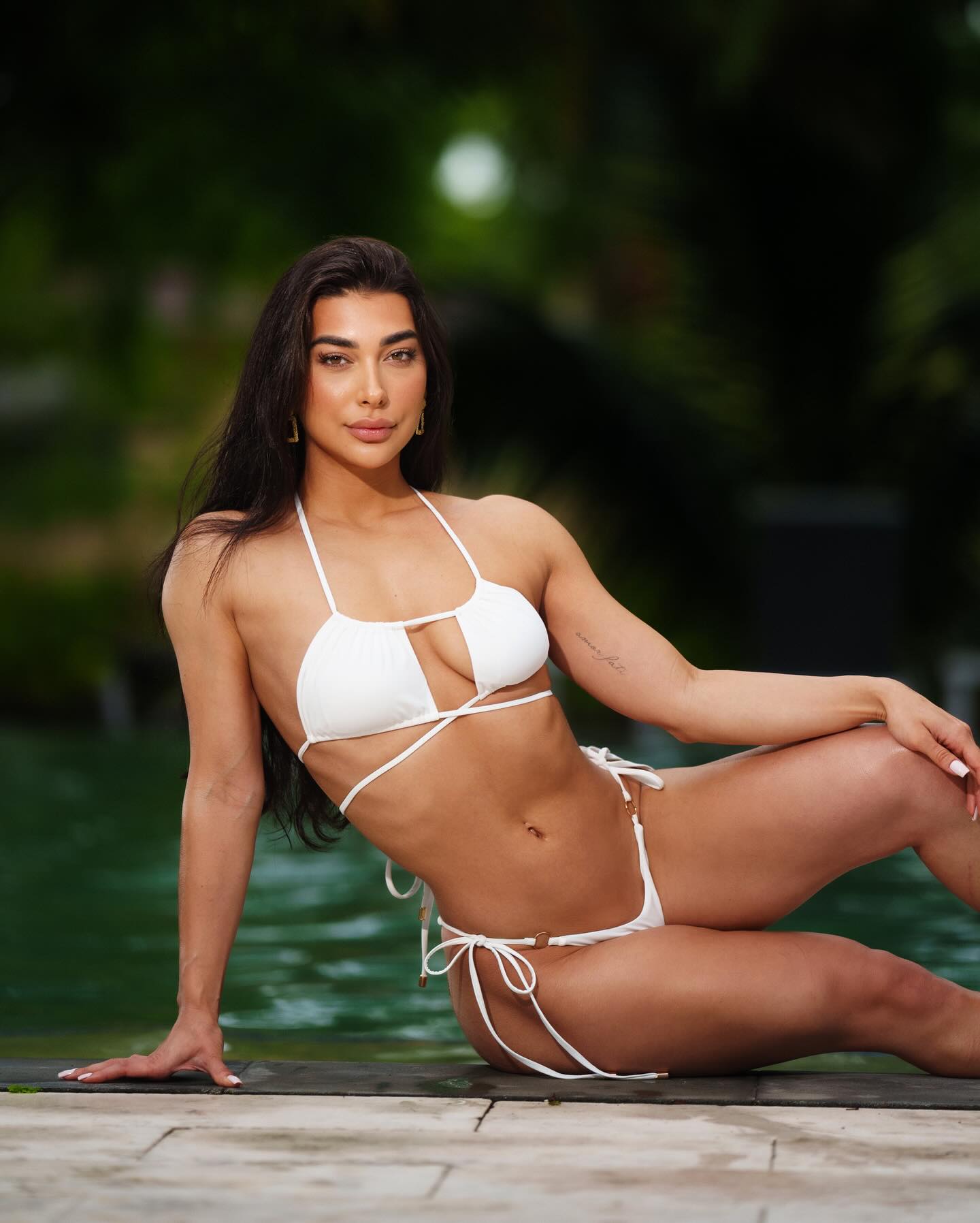 Lauralie Chapados Bikini Pictures Lauralie Chapados in a bikini