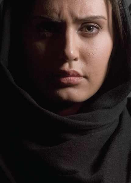 Elnaz Shakerdoost