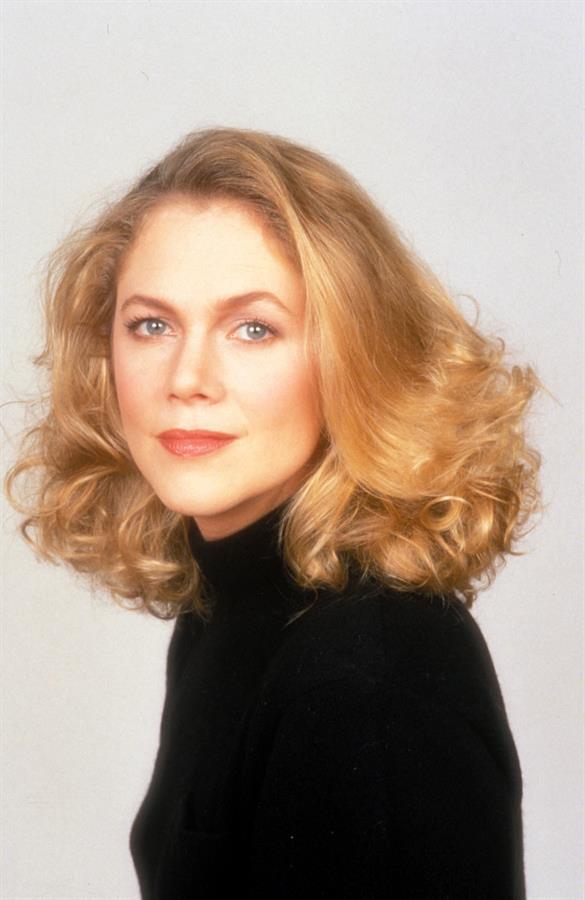 Kathleen Turner