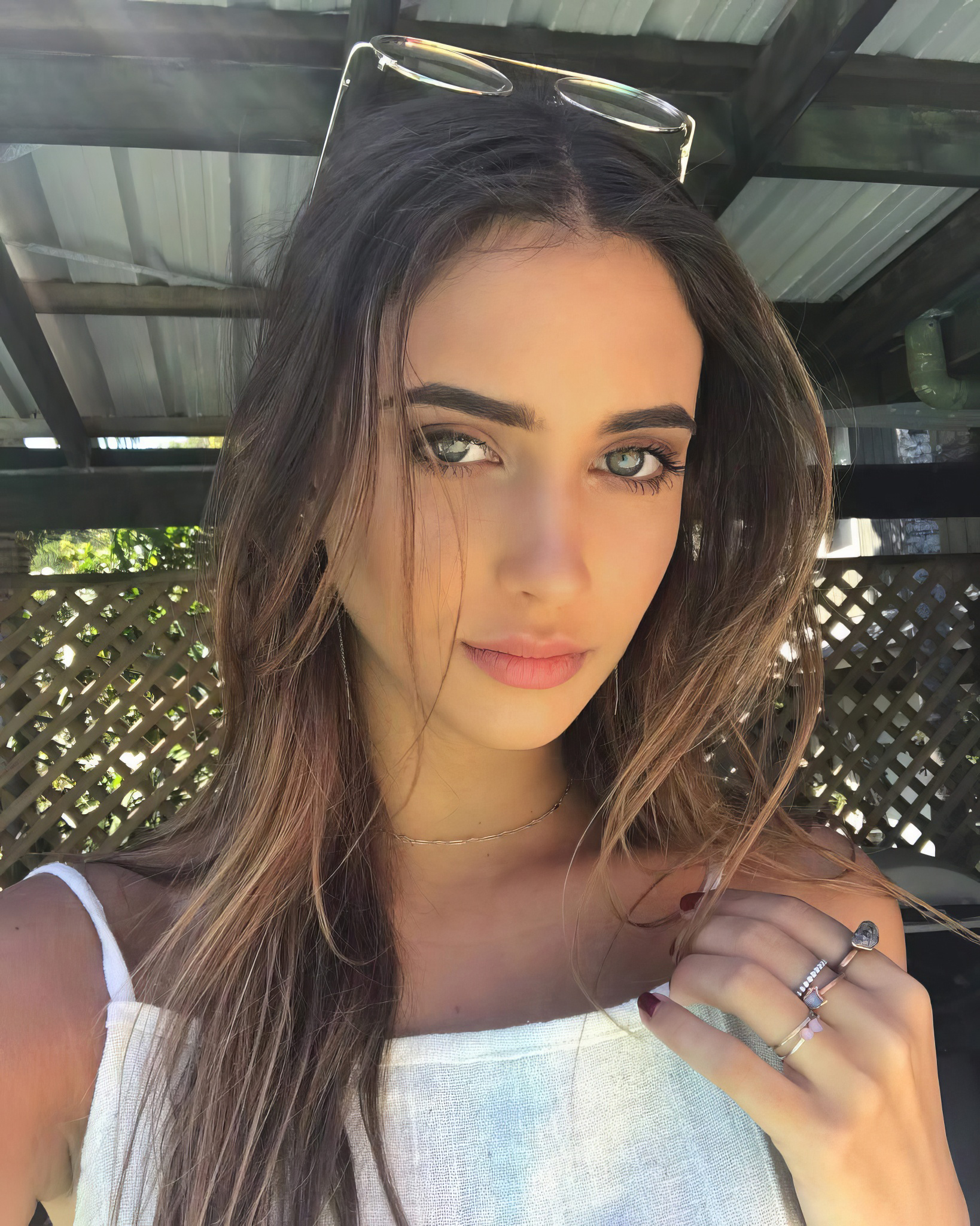 Elisha Herbert was born on June 25, 1999 in Sunshine Coast, Queensland, Australia. She is an actress, model and social media influencer, She also has a twin sister, Renee Herbert.