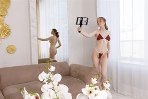 Polly Yangs Nude Pictures Sexy Snaps