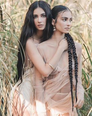 Elisha Herbert - Identical twin sisters