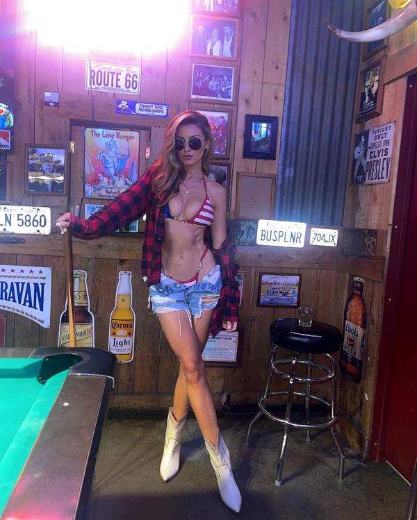 Ashley Schultz is an American model, singer, and social media influencer. She was formerly a member of all-girl trio Syd Youth.