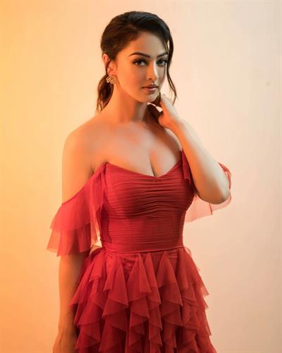 Sandeepa Dhar
