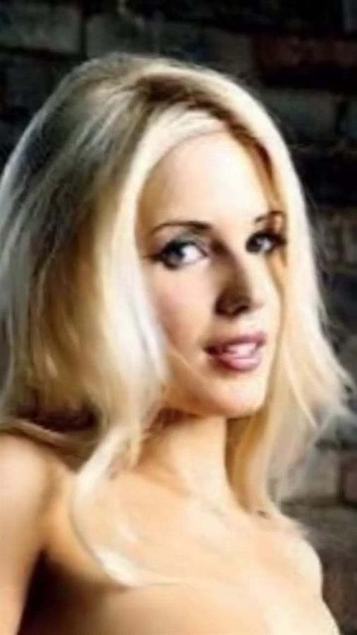 Unused photos of Claire Tully from Sun page 3
