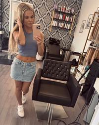 Justina Marek taking a selfie