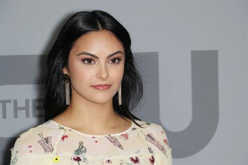 Camila Mendes