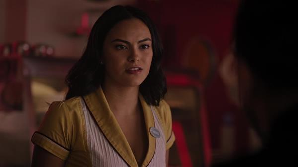 Camila Mendes