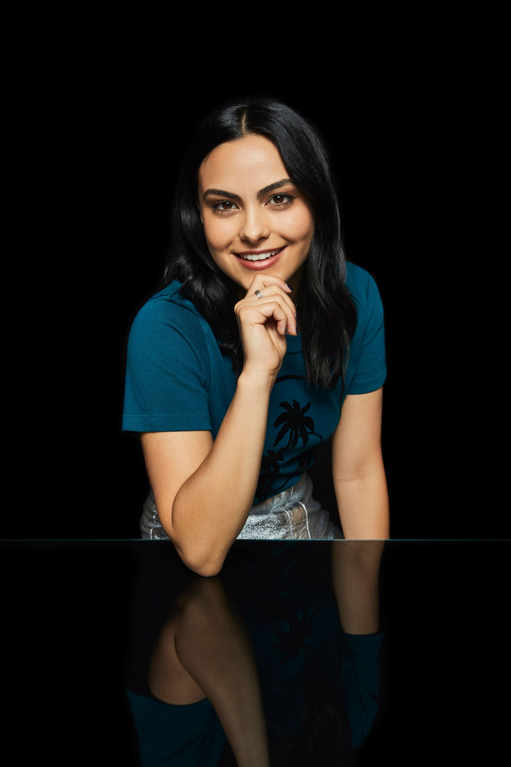 Camila Mendes
