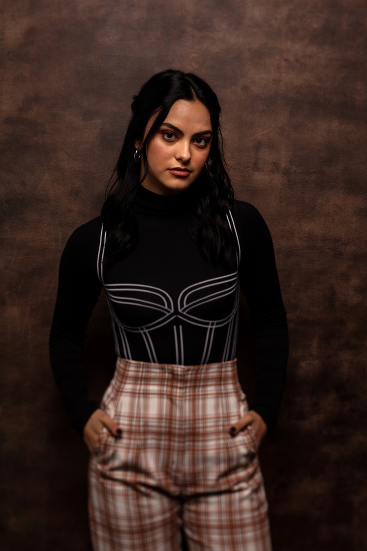 Camila Mendes