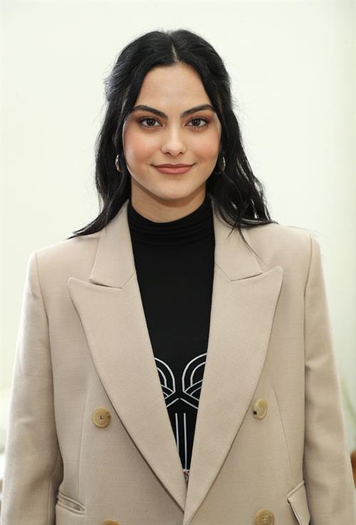 Camila Mendes