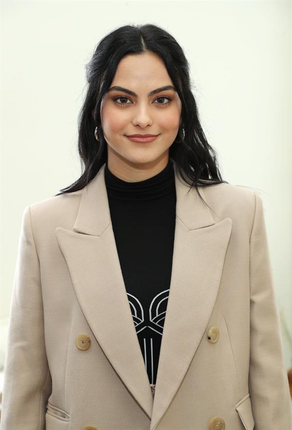 Camila Mendes