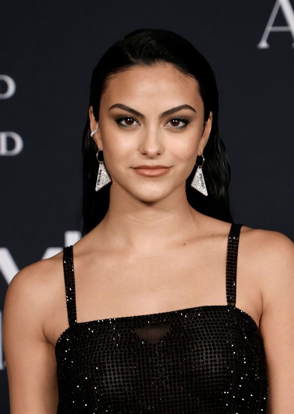 Camila Mendes