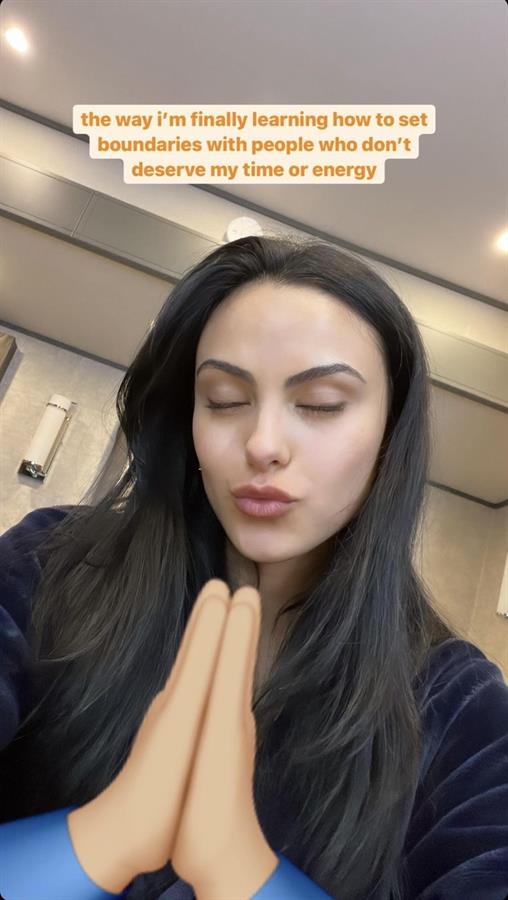 Camila Mendes