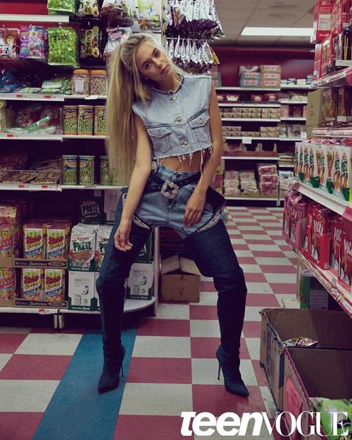 Delilah Belle Hamlin