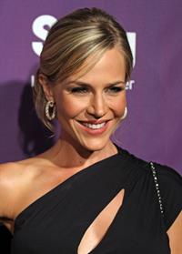 Julie Benz