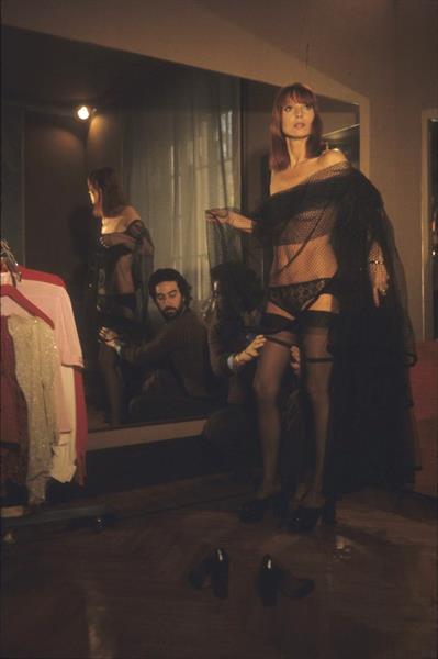 Elsa Martinelli in lingerie