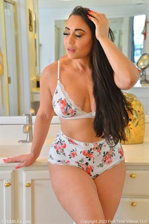 Carmela FTV Nude Pictures Wet In The Tub