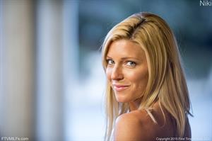 Niki FTV Nude Pictures Niki is Covered in GooseBumps