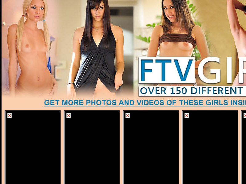 Bree flashes outdoors and masturbates in the corner