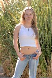 Fiona Luv flashes her tits in public