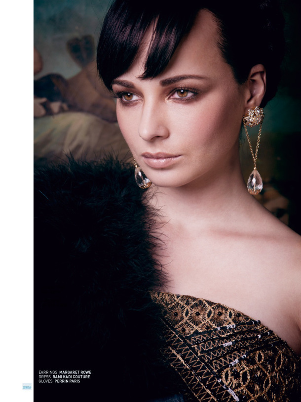 Ashley Rickards Pictures