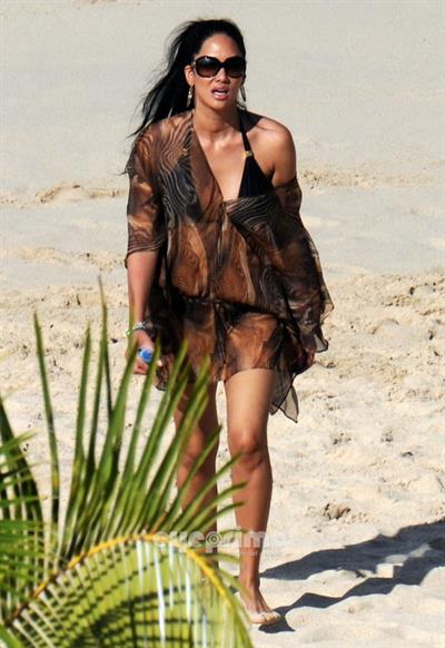 Kimora Lee Simmons in lingerie